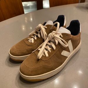 Veja size 11 sneakers